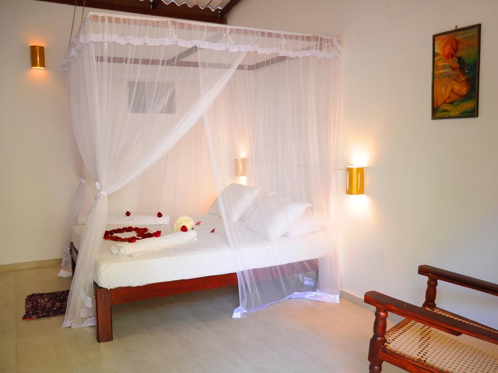 Pitaramba Lodge Bentota Ruang foto